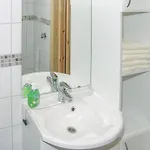 19 Holiday home *